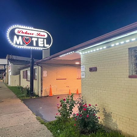 Deluxe Inn Motel Detroit Exterior foto