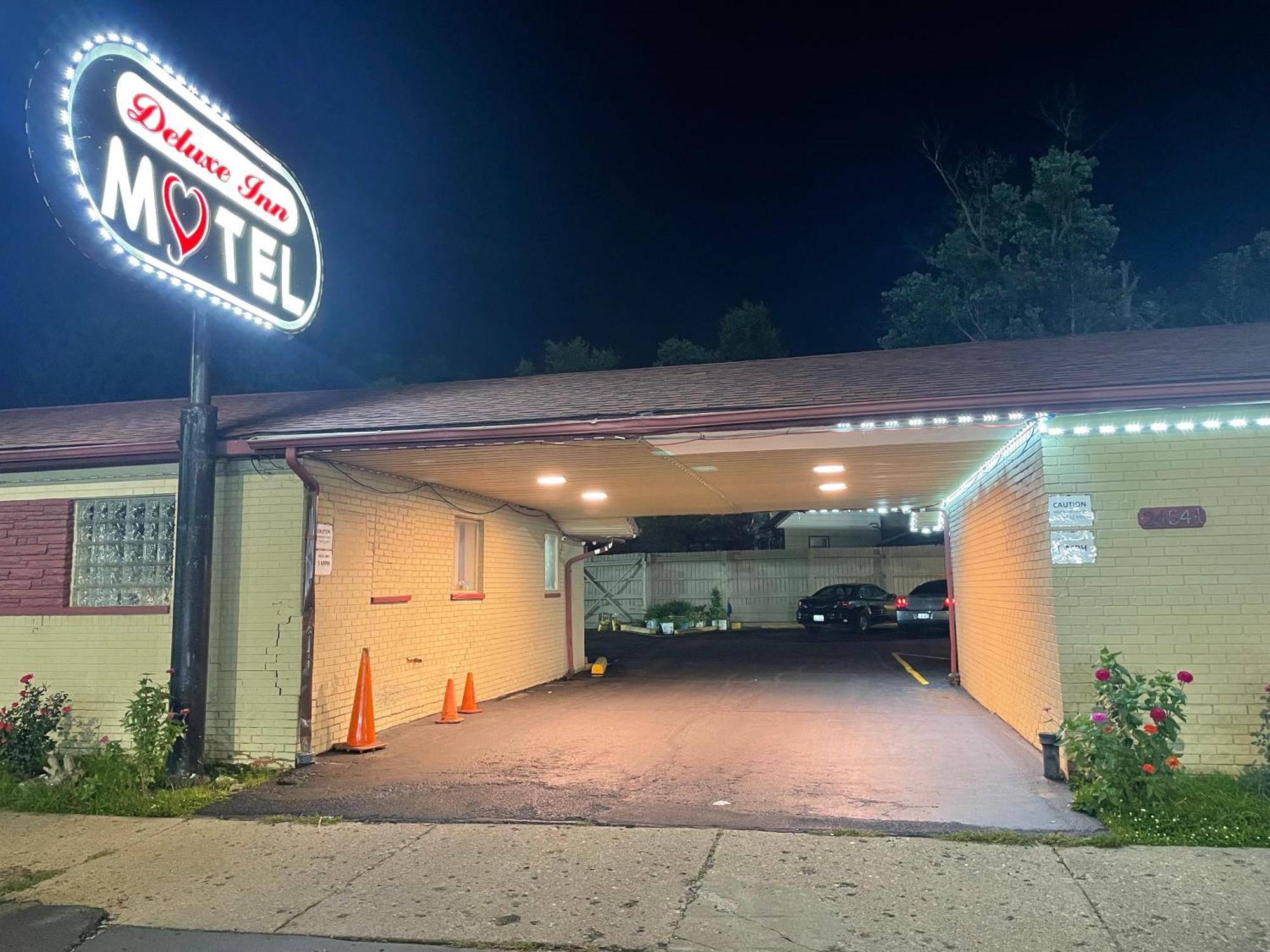 Deluxe Inn Motel Detroit Exterior foto